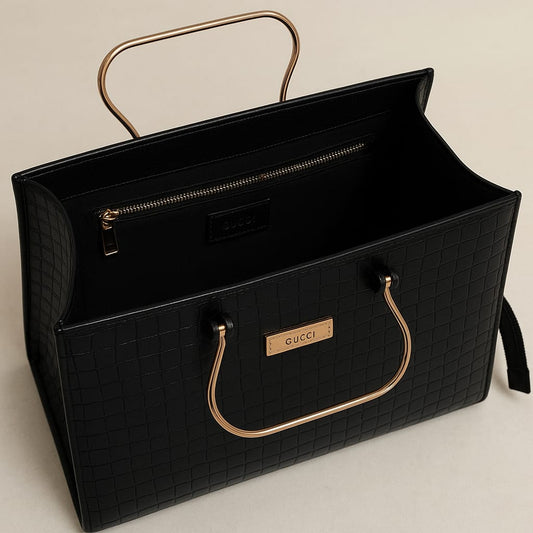 VOGENZA Classic Croc-Textured Brown Handbag – Elegant Structured Tote for Women